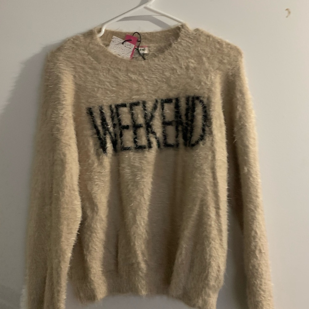 Laurie Belle’s- Weekend Sweater - Lg